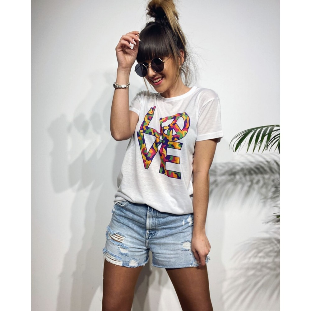 Camiseta Mensaje HIPPIE Blanco Heve Camiseta Mensaje HIPPIE Blanco Heve